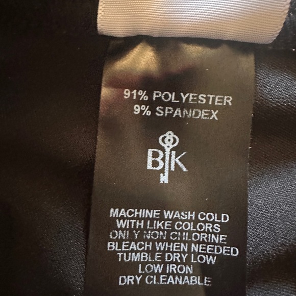 Belyn Key - Black Pedal Pushers with White Details. EUC - Picture 6 of 7